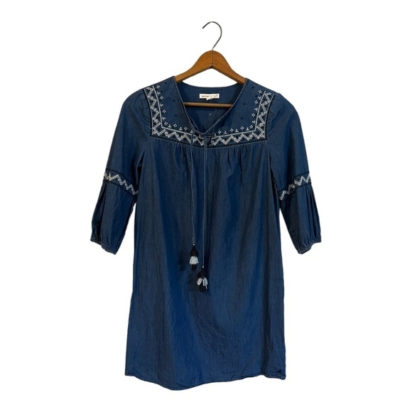 Westport Blue Denim Boho Dress Chambray Embroidered Petite 6 Cotton Shift - Picture 1 of 5